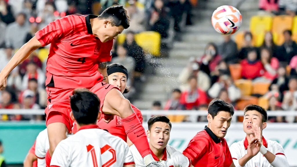 Tuyển Việt Nam thua đậm trước Hàn Quốc